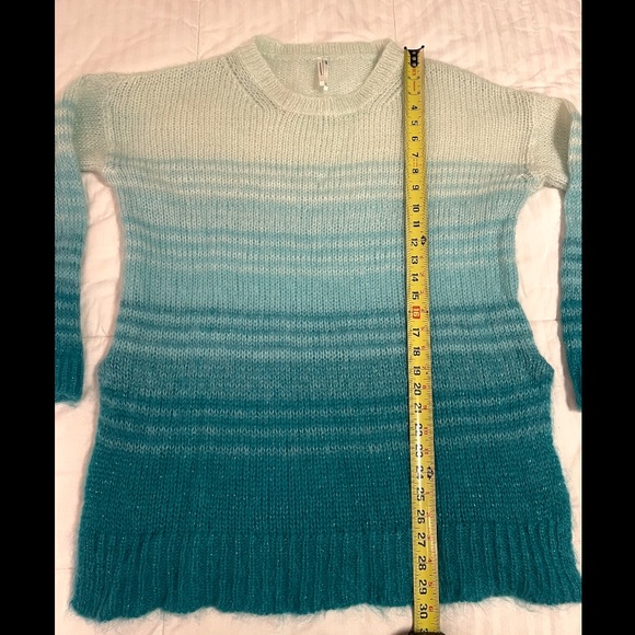 By Anthropologie Blue Ombre Tunic Wool Blend Sweater Size Medium Loose Knit EUC - Picture 2 of 7